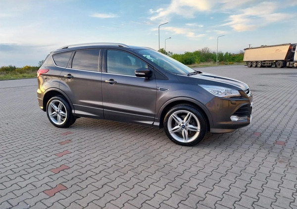 Ford Kuga cena 58900 przebieg: 198000, rok produkcji 2015 z Gryfino małe 379